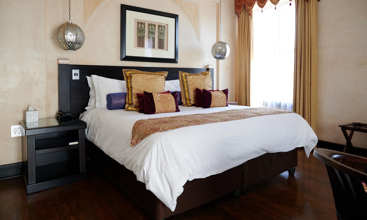 Centurion Hotel | Tayfin Royale Hotel & Restaurant