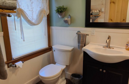Gap Other | 5 Bedroom Farmhouse Located In The Heart Of Pa Dutch Country.
