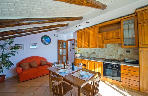 San Michele Apartment | Apartment with a breathtaking view and a relaxing Jacuzzi