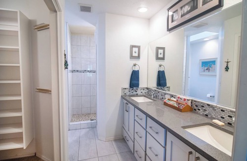 Eagle House | Beautiful Golf Course Getaway in Charming Eagle, ID!
