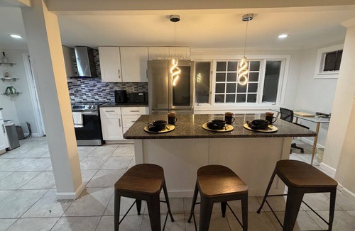Wilkes-Barre House | Bungalow Vacations