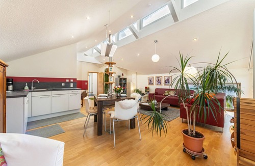 Passau Apartment | Charming 70 sqm Holiday Apartment with Wi-Fi by Christine van Impelen