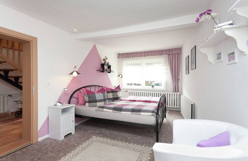Deesbach Apartment | Comfortable flat with garden and terrace in the middle of the Thuringian Forest