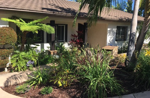 Kit Carson House | Cozy Home Retreat 25 min from San Diego Safari Park, Zoo, Lego Land, Sea World