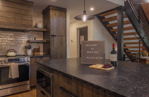 Cherry Log Cabin | Fall Riverfront Cabin in Blue Ridge, GA