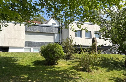 Adenau Apartment | KickEns