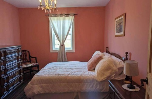 Twillingate House | Oceanview Cottage