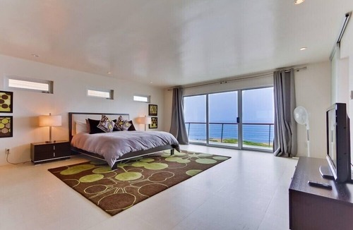 Sunset Cliffs House | SPECTACULAR OCEANFRONT ESTATE-Private Pool and Hot Tub, Sweeping View