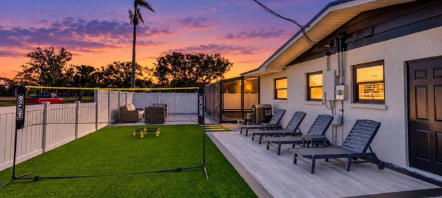2 Masters Spa Pool Yard Games Upscale Area in Bradenton