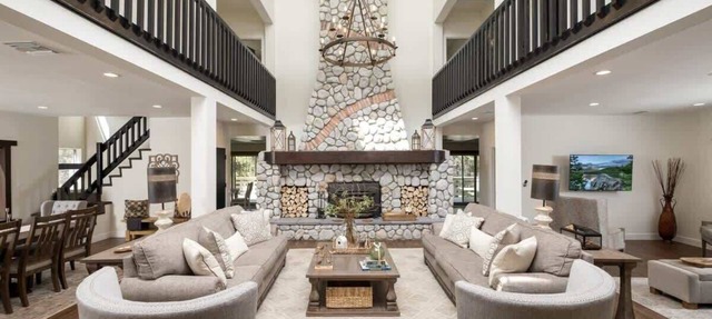 2 Min to Slopes · 7BR Lodge · Hot Tub & Game Room in Big Bear