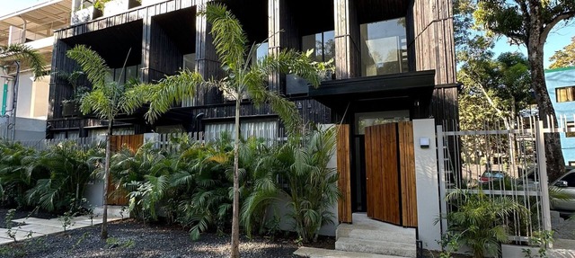 3BR Luxury Villa Rooftop Pool 3 Min to Beach in Cobano
