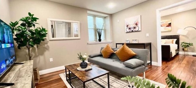 405 Spacious and superior 1BDR APT in center city in Philadelphia