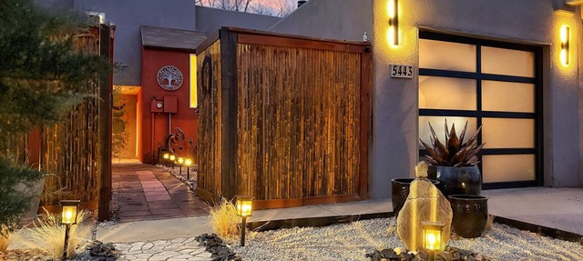 AirZen: Secure Gated 3BR Japandi Oasis w/EV Garage, Trails & Views in Albuquerque