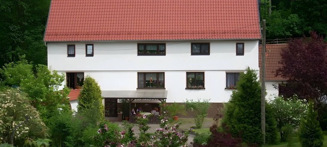Apartment “Haus Am Fischbach” with Shared Terrace, Garden, and Wi-Fi in Waltershausen
