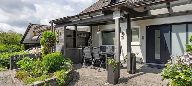 Apartment 'Stappert' with Mountain View, Balcony and Wi-Fi in Eslohe