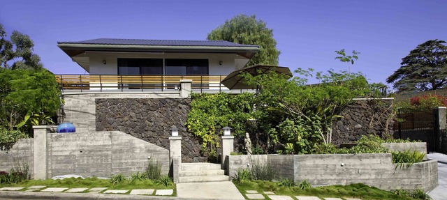 Beautiful Estate w/resort style pool & Jacuzzi close to Disney! in Fullerton
