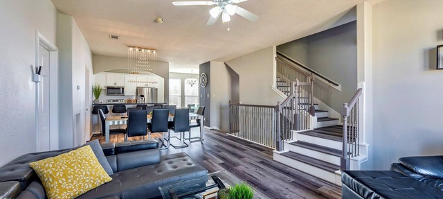 Beautiful spacious 6beds 3.5bath house in Houston