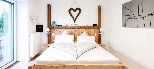 Bed & Breakfast room "Vika" - for 4 persons in Essing in Essing