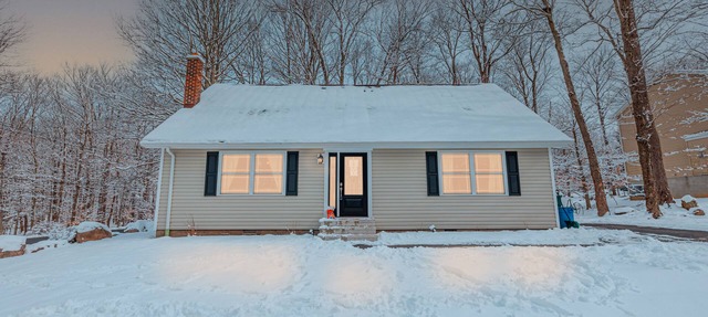 🍂Best Big lot🍂.PRiv. hot tub,king suite, g.room, fire p.Pool t. in Tobyhanna