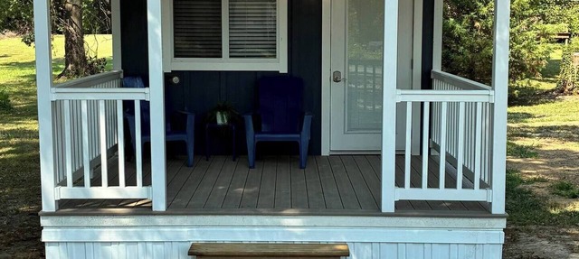 Blue Cottage - Cozy Benton Stay Near Rend Lake in Benton