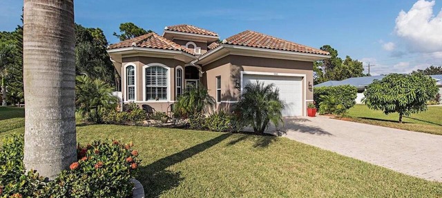 Bonita Springs Bungalow in Bonita Springs