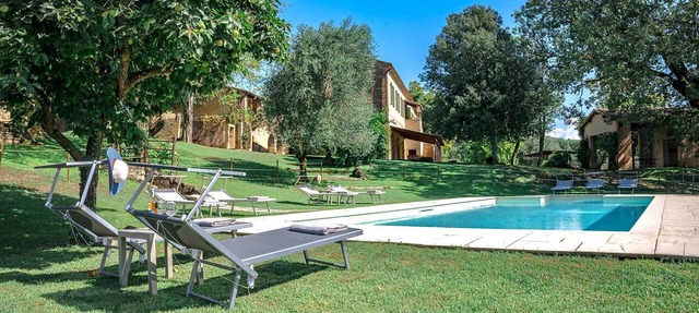 BORGO ANTICO - Nine Bedroom Villa, Sleeps 18 in Montalcino