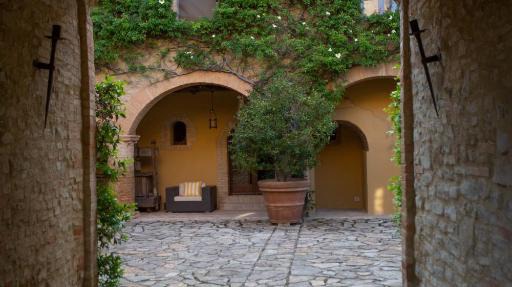 Borgo Finocchieto in Bibbiano