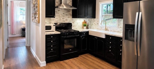 Charming and centrally located 3-bedroom home in Austell in Austell