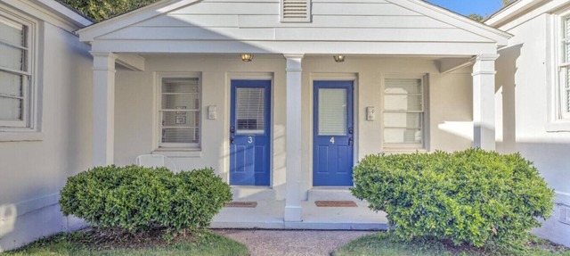 Charming Flat | Walk to Overton | Free Parking in Memphis