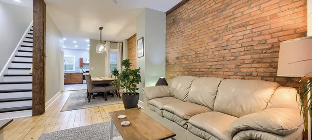 Charming Lancaster City Townhome, Quiet Street and Walkable Location in Lancaster