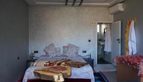 Chez Imnir in Ijjoukak