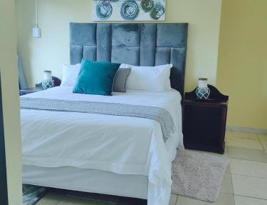 Choosers Express Boutique Hotel Room 5 in Centurion