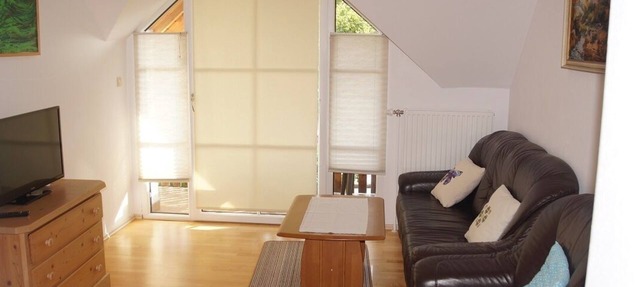 Comfortable apartment (52 m²) with a balcony and a view of the vineyards in Mitterarnsdorf