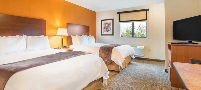 Comfortable Space for Families – Easy Access to Attractions in Monaca