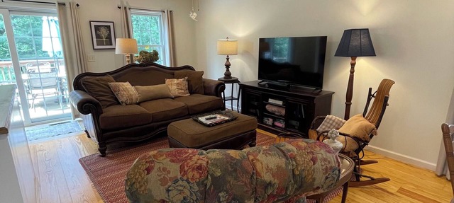 Country Charm - Private 1 Bedroom Apartment in Delta