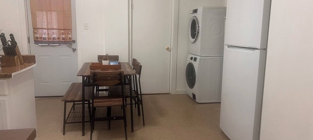 Cozy 1-bedroom apartment with WiFi, AC in Hazleton Hideaway in Hazleton