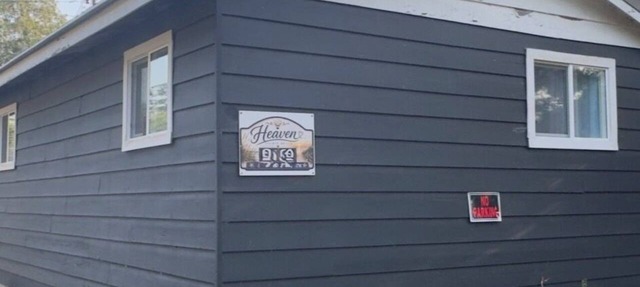 Cozy Fall Getaway Steps to Beach Pets Welcome! in Sauble Beach