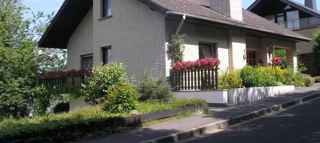 Cozy vacation rental in Adenau—just a 10-minute walk to the Nordschleife! in Adenau