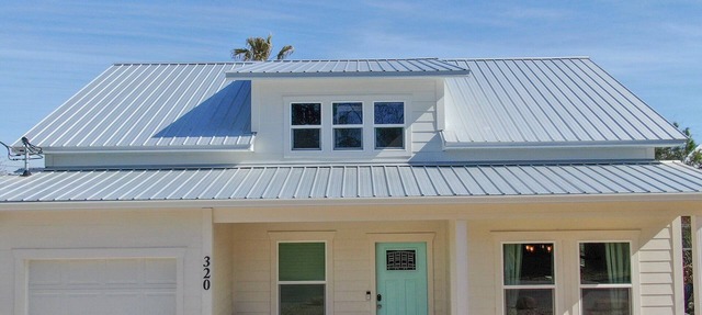 Cute Beach House Laguna Beach, FL in Panama City Beach