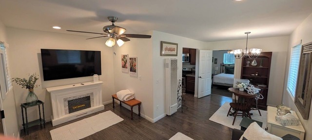 Cute Cozy 1-bedroom house w/Hot Tub in Valley Center