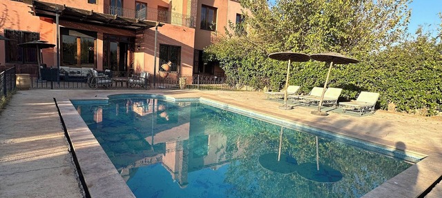 Exceptional villa with swimming pool-Marrakech countryside in Marrakech