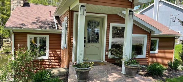 Exclusive Quiet Lake House Retreat Near Elk Mountain in Montrose