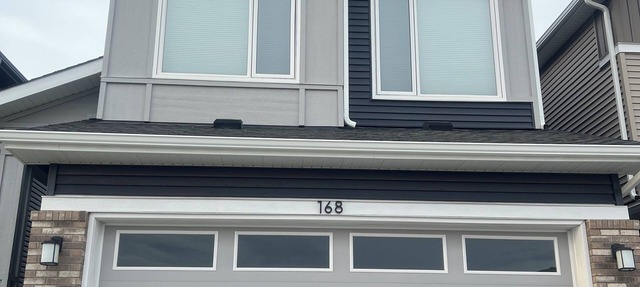 Executive 2 BR in Calgary