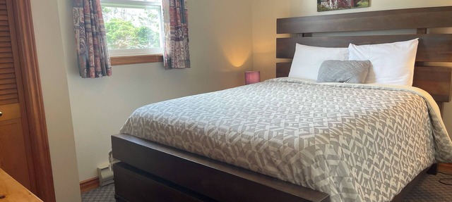 Executive Two-Bedroom Cottage (Cottage 14) in Stanhope