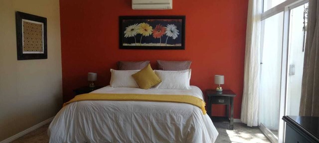 Fever Tree Suites - Your home away from home! in Northcliff