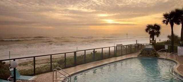 Gorgeous Oceanview Condo in Ormond Beach