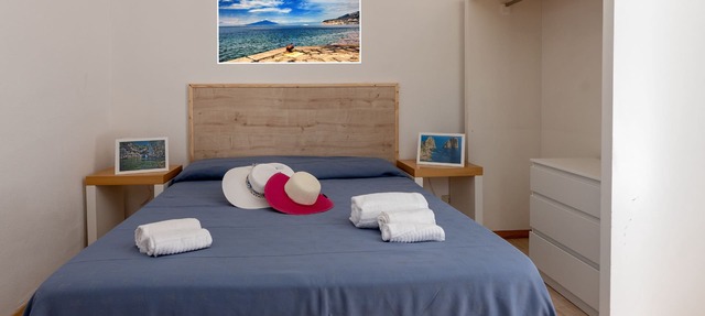 Guest House overlooking Capri Island in Massa Lubrense