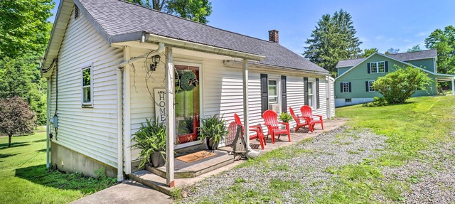 Home on Shared 10 Acres, On-Site Trail Access in Tamaqua