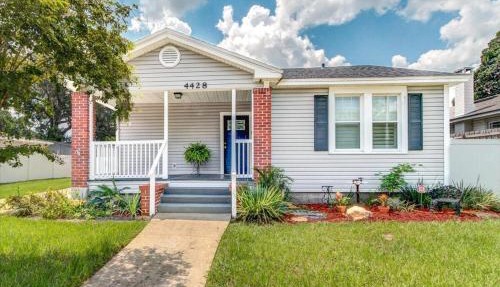 Jacksonville Hideaway Modern Unit in Jacksonville