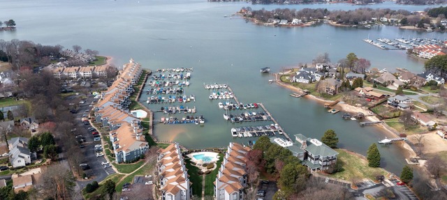 Lakefront Condo in Cornelius